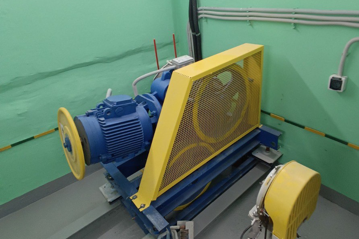 Больше 100 лифтов заменено в Ленобласти за год по программе капремонта