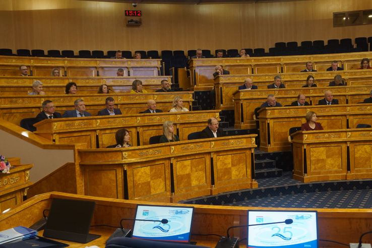 Региональному отраслевому объединению работодателей — предприятий ЖКХ Ленинградской области — 25 лет